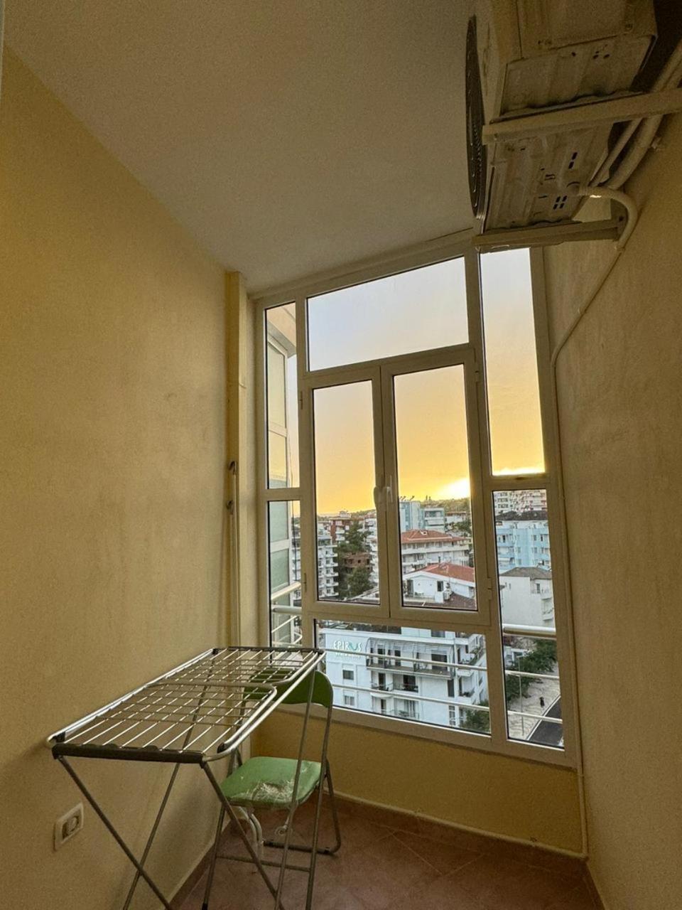 Leon Sea View Apartment Σαράντα Εξωτερικό φωτογραφία
