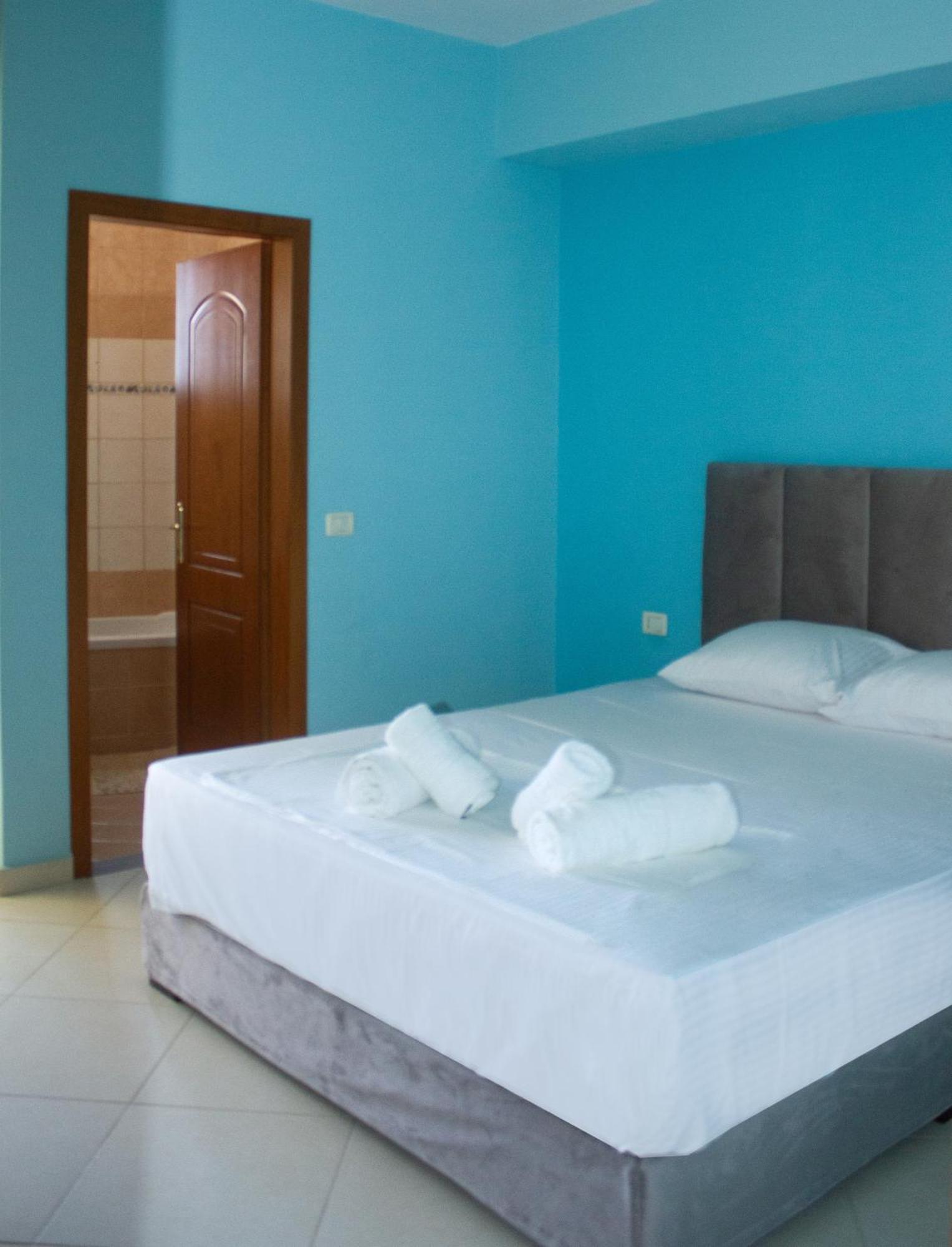 Leon Sea View Apartment Σαράντα Εξωτερικό φωτογραφία