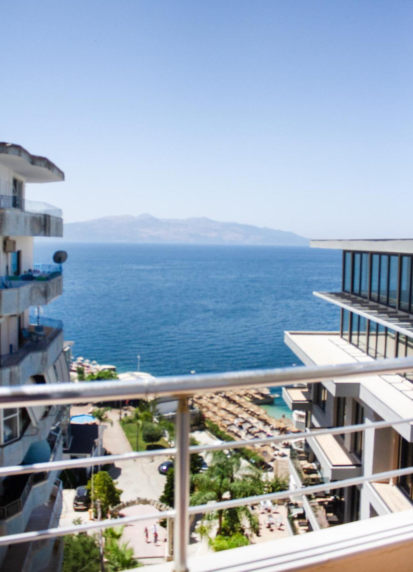 Leon Sea View Apartment Σαράντα Εξωτερικό φωτογραφία